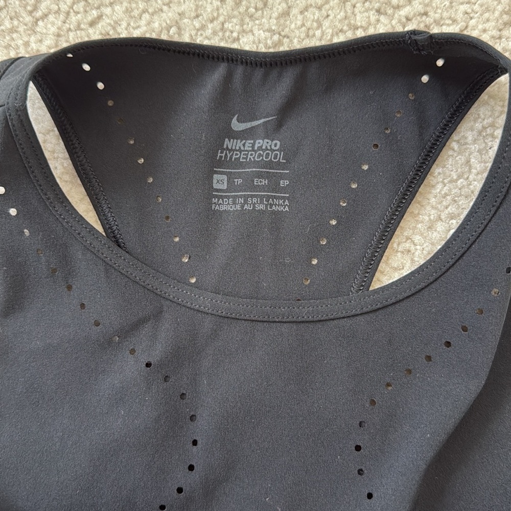 Nike Pro Hypercool Euc Xs - image 2